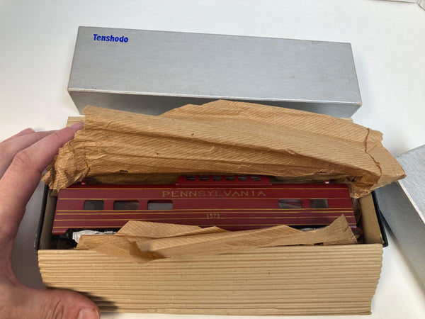 Tenshodo HO scale Pennsylvania Railroad passenger car No. 1573