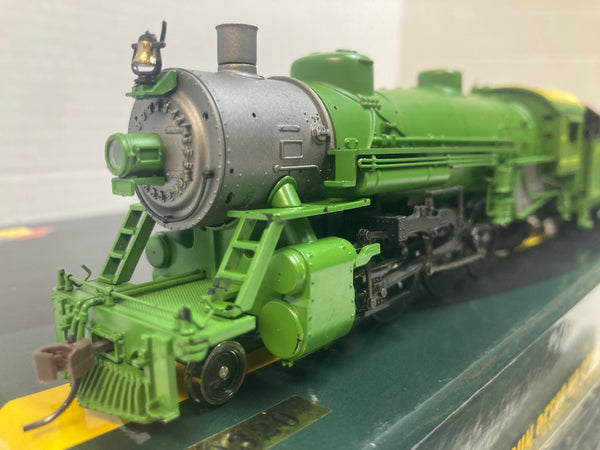 John Deere HO Scale Steam Locomotive & Tender + 40′ Flat Car w/ 2 John Deere GP Tractors – Good Cond., Runs Great, DCC-Ready