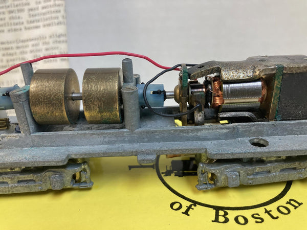 HobbyTown SW1500 Yard Switcher Diesel Locomotive Kit – Power Chassis w/ Flywheel 45408F-2 – Tested & Runs Great