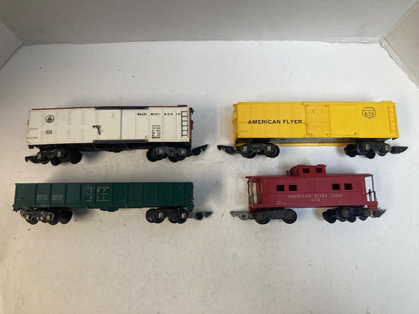 American Flyer 4-Car Freight Lot – B&O Boxcar,  T&P Gondola, AF Boxcar & Caboose – Pre-Owned Good