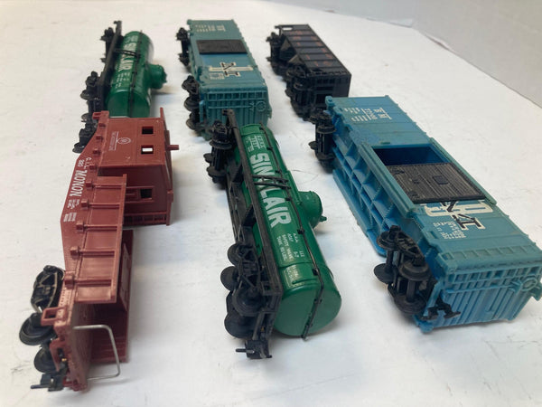 Marx HO Gauge Lot of 6 Train Cars – B&M, Sinclair, Monon, Lehigh Valley