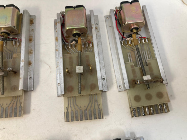 Mann-Made Products - Point Drive, Realistic HO Switch Machine #803 Lot of 11 "4 New, 7 Used"