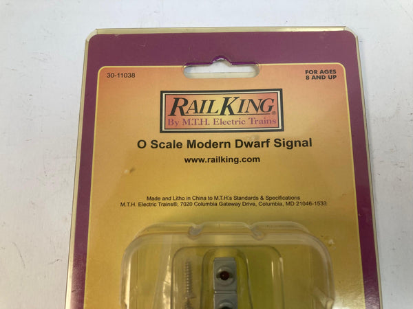MTH RailKing 30-11038 Modern Dwarf Signal – O Scale Lighted Trackside Signal – NEW
