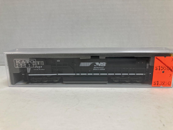 Kato SD80MAC Norfolk Southern (176-5517 or 176-5518) (#7218, #7227) DCC Ready