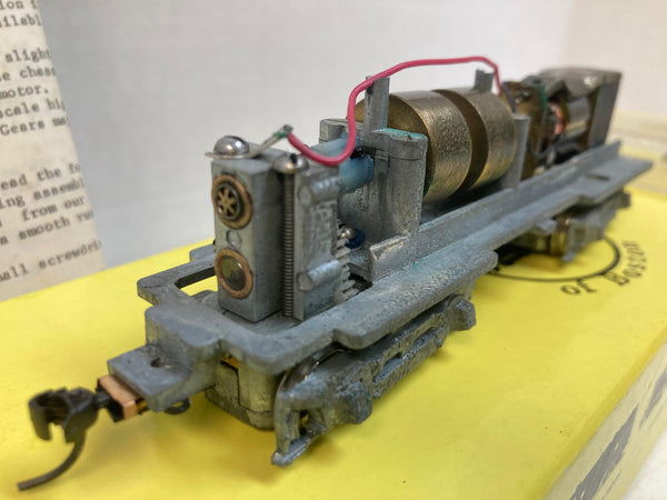 HobbyTown SW1500 Yard Switcher Diesel Locomotive Kit – Power Chassis w/ Flywheel 45408F-2 – Tested & Runs Great