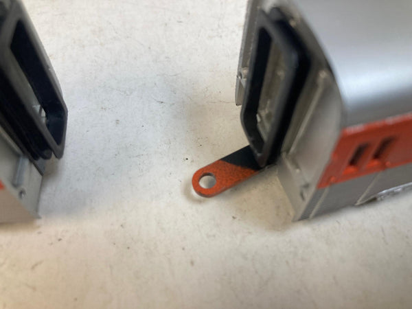 Varney rare vintage DISPLAY (Does Not Run) HO Scale Streamliner Silver 4-Car Passenger Train Set