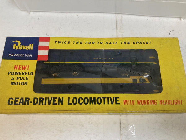 Revell HO 2 Santa Fe F7's Blue "Both Run Good" w/ box