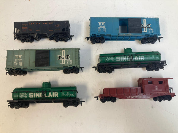 Marx HO Gauge Lot of 6 Train Cars – B&M, Sinclair, Monon, Lehigh Valley