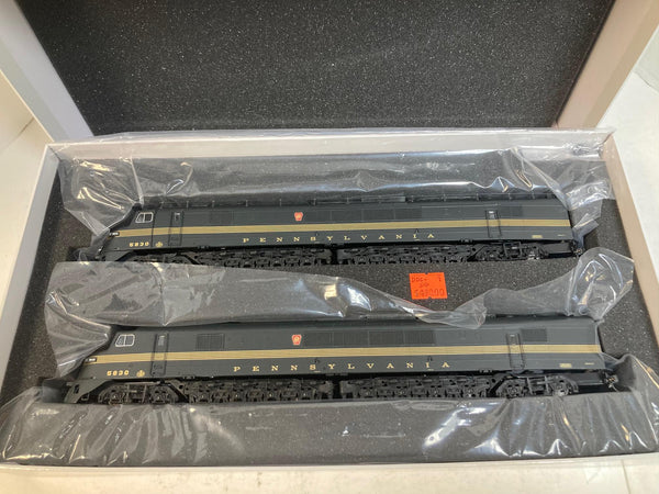Broadway Limited Imports (BLI) Baldwin Centipede A-A Set PRR 5830A1/5830A2