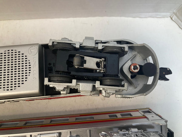 Lionel “The Chief” Santa Fe Passenger Train Set – 162 Loco, 3155, 3157, 3261 Cars – Lights Work – Conventional Power – No Box