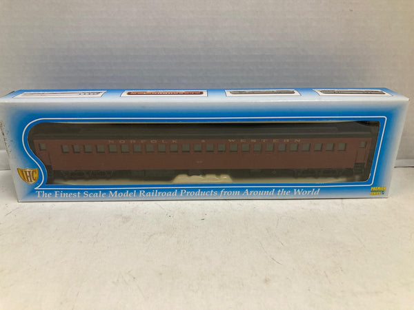 IHC HO Norfolk & Western Heavyweight Coach #49511 - N&W Maroon - NOS