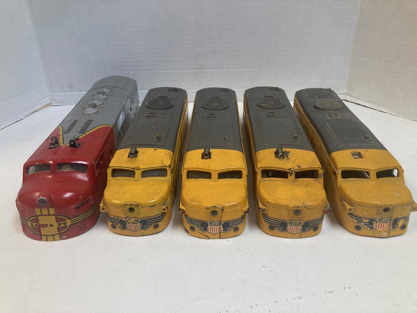 Lionel O Scale Shell Lot (5) AS-IS - Santa Fe 2343 & (4) UP 2023 - Rough