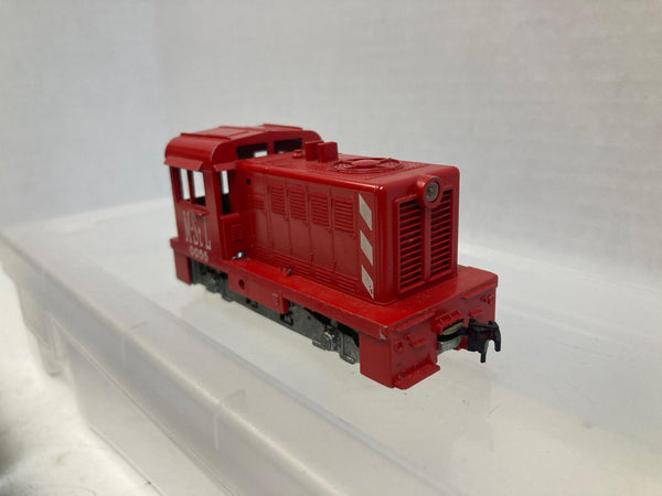 Lionel Train Set No. 5750 – Husky Freight with Headlight – Complete & Ready-to-Run – Pre-Owned, Good Condition