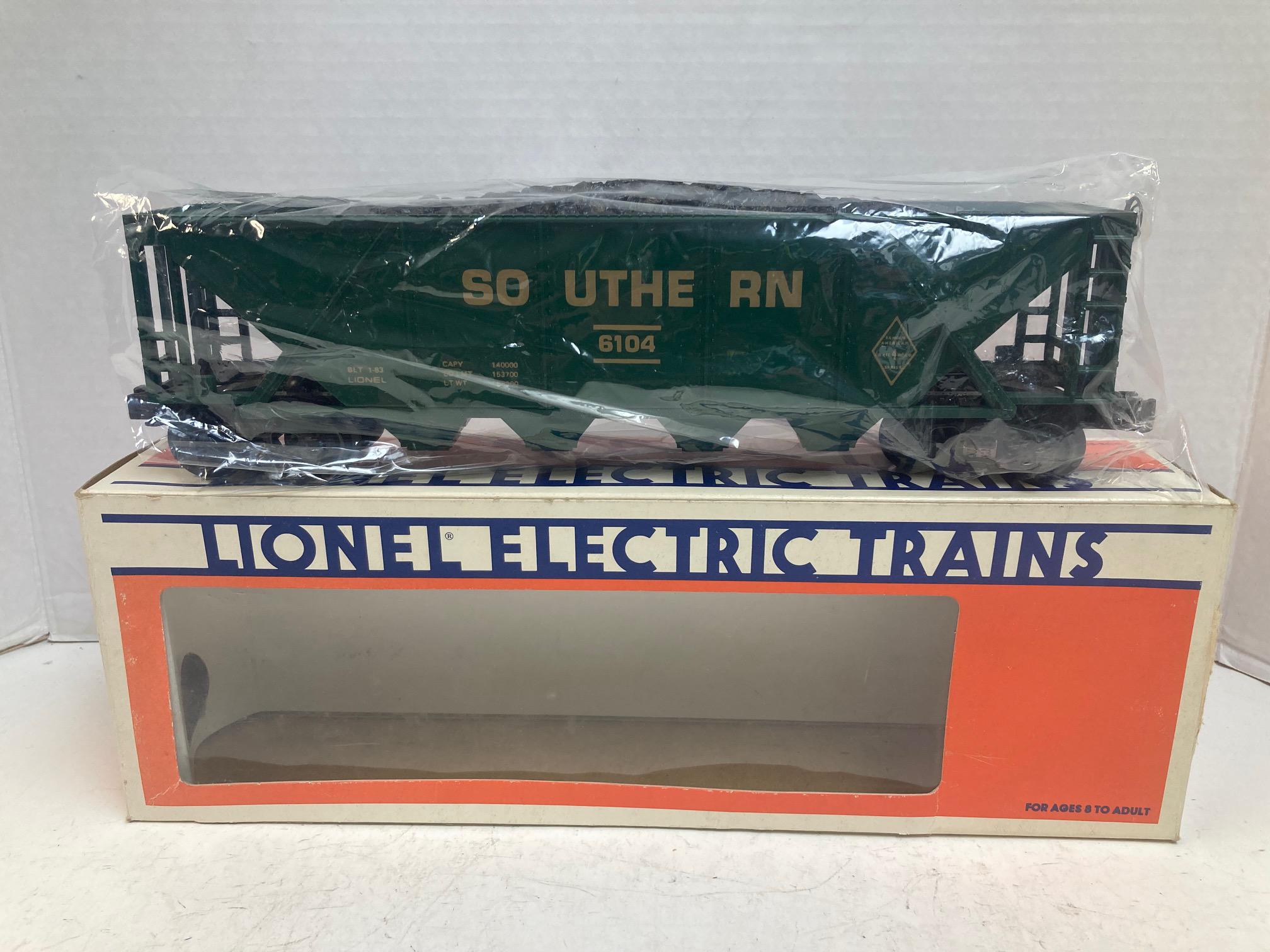 Famous American Railroad Southern Hopper 6-6104 w/ Coal Load – O Gauge – Pre-Owned Very Good