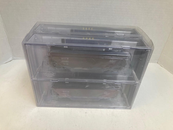 BLI 2772 ARA 4-Bay Hopper MILW 4-Pack B – HO Scale – Pre-Owned Very Good