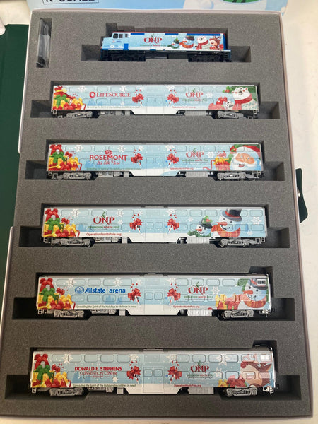 Kato 106-2016 + 106-2016A Operation North Pole Christmas Train | 1 Loco w/ Factory DCC + 5 Cars | N Scale
