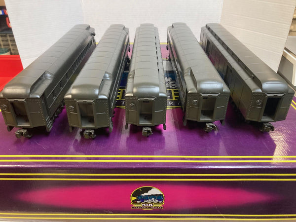 MTH Premier 20-4007 Santa Fe Green 70’ Madison Passenger Set - 5-Car Lot O Scale