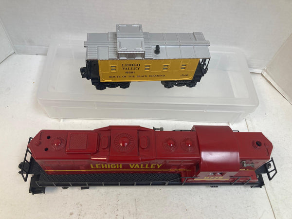 Lionel 6-8775 Lehigh Valley GP-9 Powered Diesel Locomotive w/ 16501 Caboose
