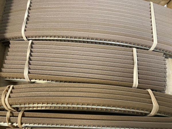 UniTrack Molded Brown N Scale Track Lot: Includes 2 Switches, 6 Straights, 26 Curves