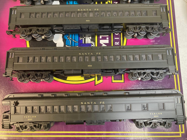 MTH Premier 20-4007 Santa Fe Green 70’ Madison Passenger Set - 5-Car Lot O Scale