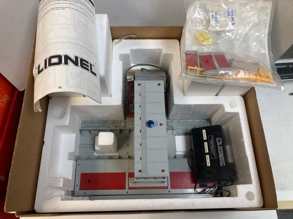 Lionel 6-12767 Steam Clean and Wheel Grind Shop - Pre Owned Good Condition