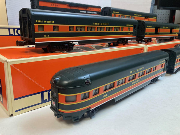 Lionel O Gauge Great Northern 6-Car Aluminum Passenger Set & Reefer - Boxed