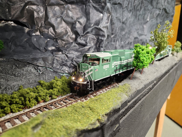 HO Scale Layout Booking