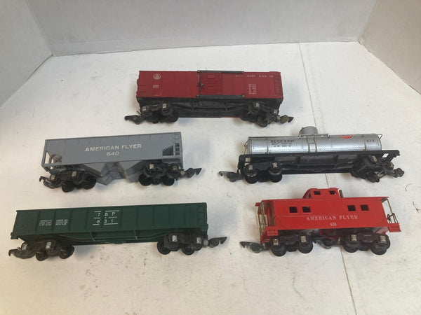 American Flyer Freight Car Set Includes: B&O Boxcar 633, Gulf Tank 625, Hopper 640, T&P Gondola 631, Caboose 638
