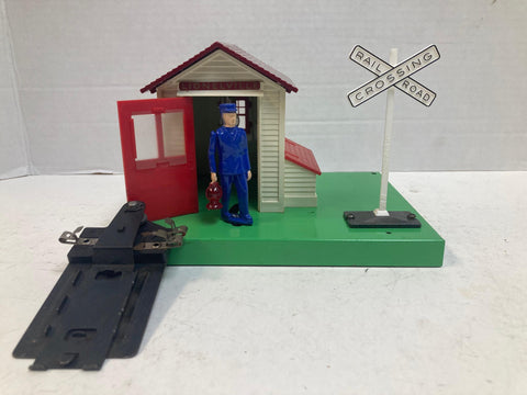 Lionel Postwar No. 145 Automatic Gateman w/ 153C Contactor *WORKS*