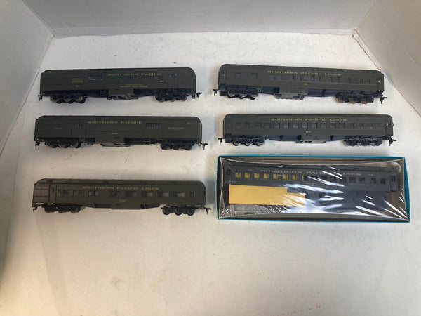 Athearn HO Southern Pacific 6-Car Passenger Lot - Daylight Consist - Built/Kits