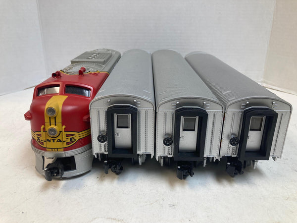 Lionel “The Chief” Santa Fe Passenger Train Set – 162 Loco, 3155, 3157, 3261 Cars – Lights Work – Conventional Power – No Box