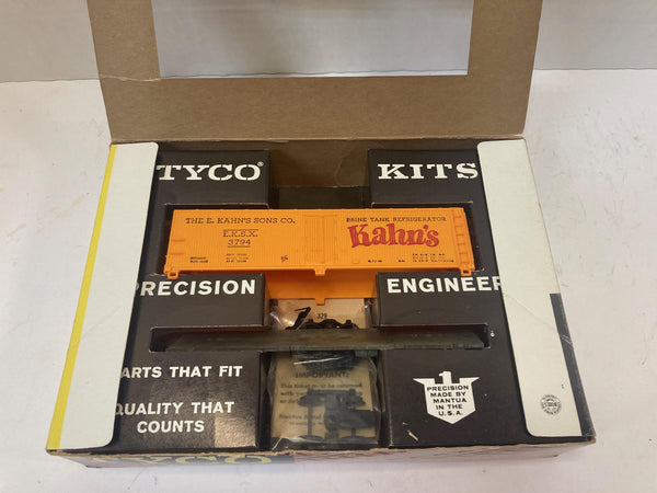 Vintage Tyco Ho Scale Kits "2 Completed/2 Untouched" (K329C, K311Q, K329E, K329H)