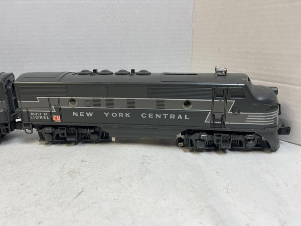 Lionel Postwar 2333 New York Central F3 AA Diesel Set - Wire Mesh Vents - Tested
