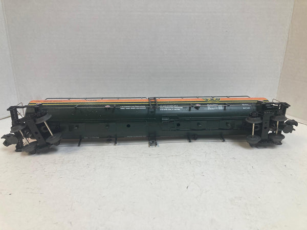 MTH 12688 BNSF 20K Gallon 4-Compartment Tank Car – O Scale – Pre-Owned Snow Weathered Finish