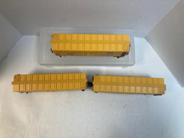 K-Line O Scale Union Pacific Pacific Fruit Express Yellow Boxcar 3-Pack #200440 #200447 #200450 – Good Condition No Box
