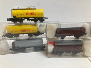 Piko Bundle N Scale (5 Count) 3 Tankers, 2 Wagons