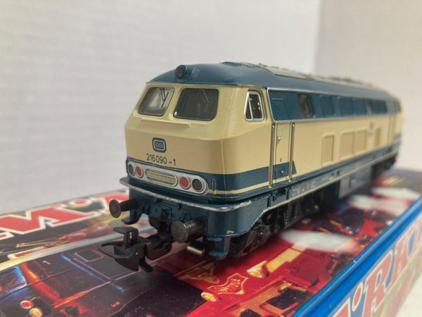 Marklin 3074 diesel locomotive #216 DB collection with original packaging HO Scale