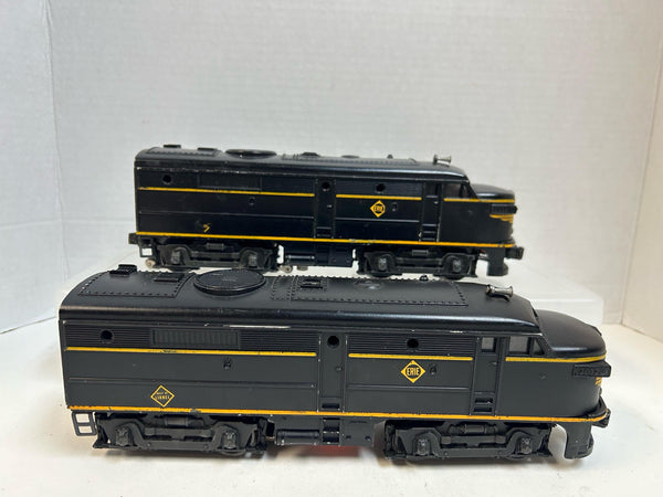 Lionel 2032 Erie AA Diesel Locomotive Set – Tested, Clean, Postwar