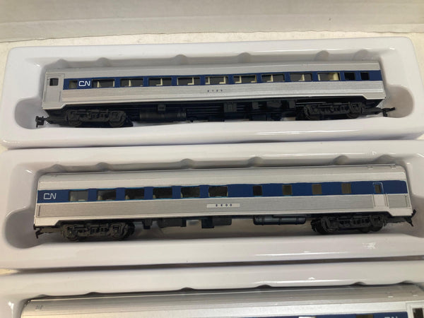 Model Power HO Canadian National 4-Car Budd Set - CN / VIA Rail Era - Interiors