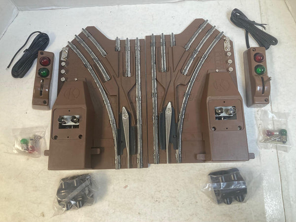 K-Line O-27 Scale 27" Curve Remote Switch Pair LH / RH K-27515 w/ Controllers  – Great Cond