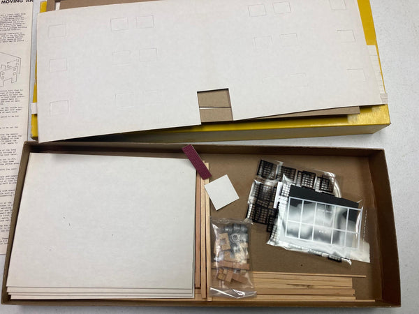 Suydam Bekins Storage Warehouse HO Building Kit 15"x6" (Kit No. 88)