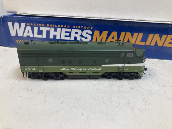 Walthers Mainline HO Northern Pacific EMD F7A & F7B Diesel Set #6511A / 6511B (DC)