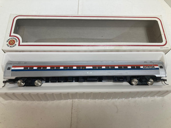 Bachmann 'HO' Amtrak Lighted Amfleet Coach #21917 (72205)