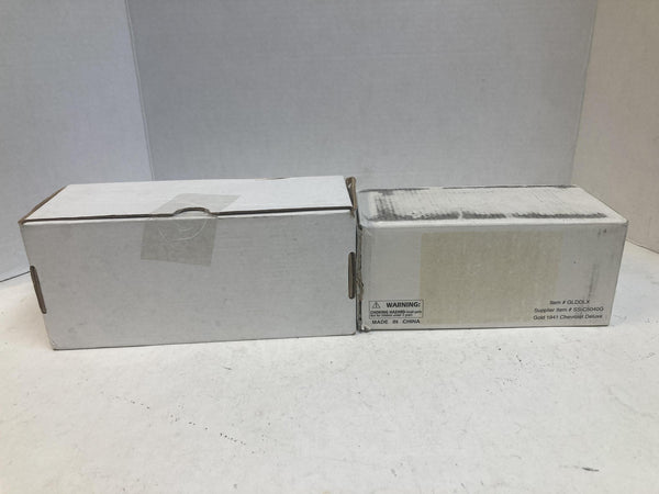 National Motor Museum Mint 1:32 Scale Diecast Lot – Gold Edition 1930 Hudson & 1941 Chevrolet Deluxe (2-Car Set)