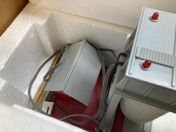 Lionel 6-12767 Steam Clean and Wheel Grind Shop - Pre Owned Good Condition