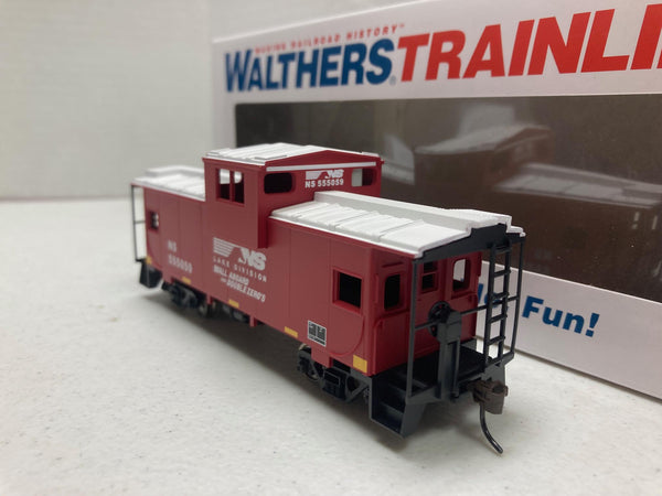 Walthers Norfolk Southern Caboose HO Scale (931-1527)