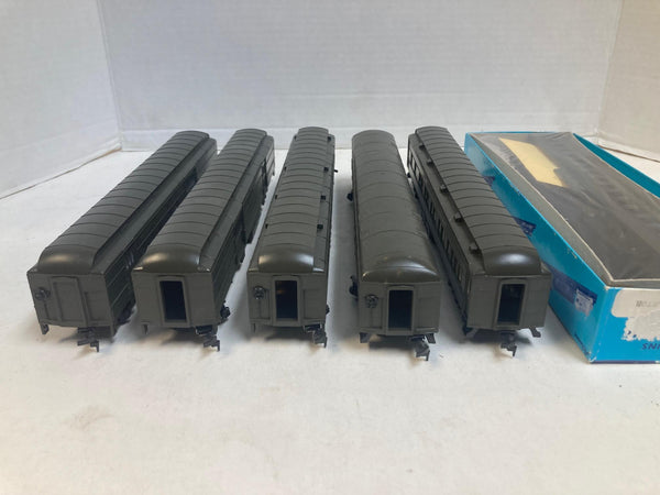 Athearn HO Southern Pacific 6-Car Passenger Lot - Daylight Consist - Built/Kits
