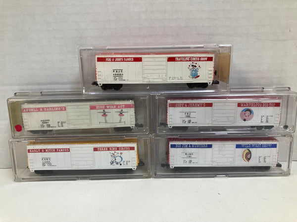 Life-Like N Scale 5-Car Show Lot -- 50' Box Cars -- Pre Owned Great Condition