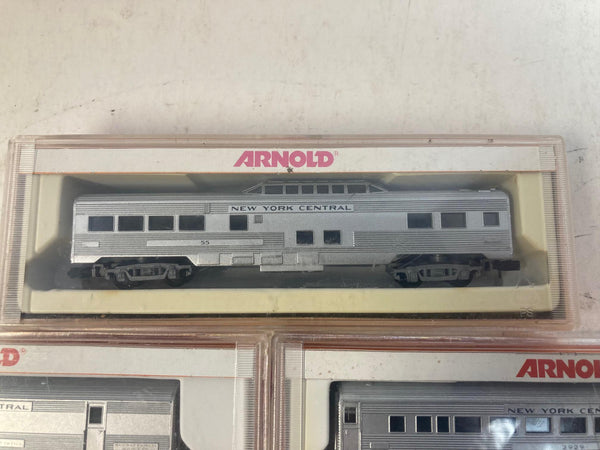 Arnold New York Central 5-Car Passenger Set – P.O. Car, 3 Coaches, Vista Dome – N Scale Good Cond.