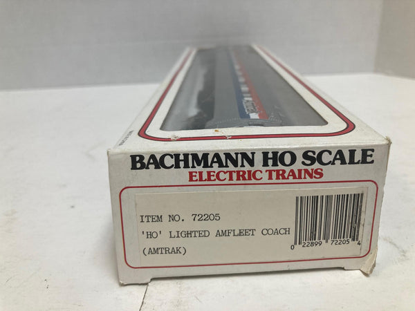 Bachmann 'HO' Amtrak Lighted Amfleet Coach #21917 (72205)